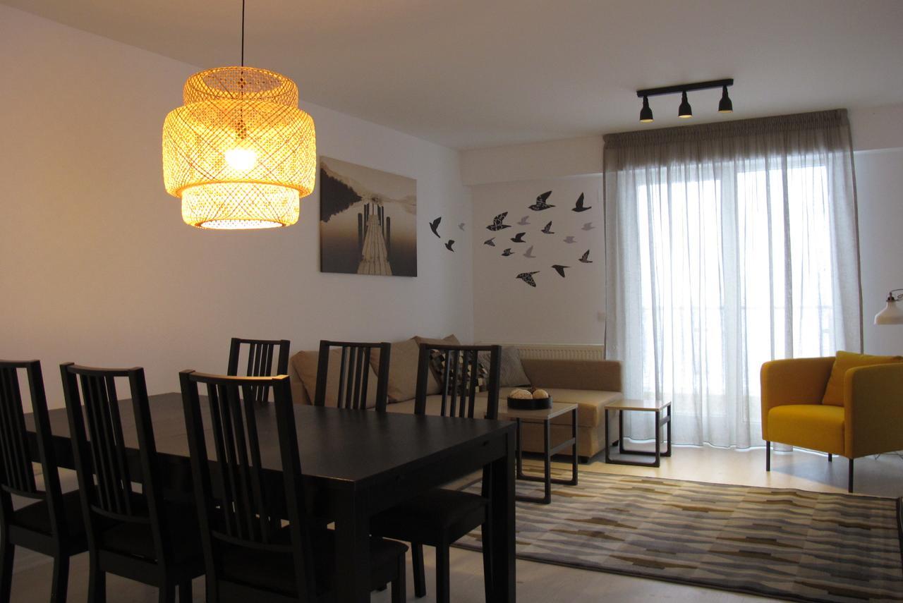 Airport Residence 2 โอโตเปนี ภายนอก รูปภาพ
