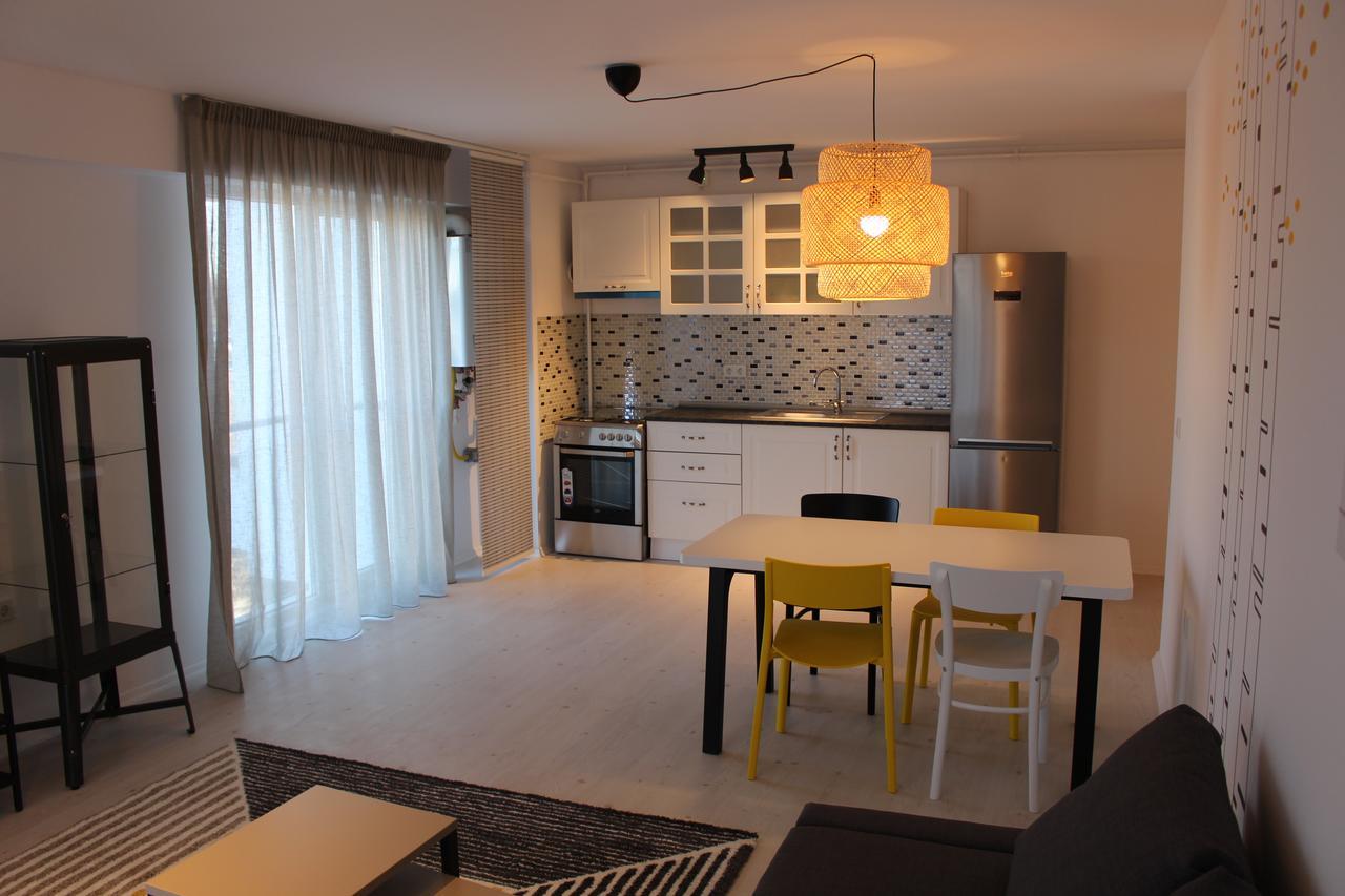 Airport Residence 2 โอโตเปนี ภายนอก รูปภาพ