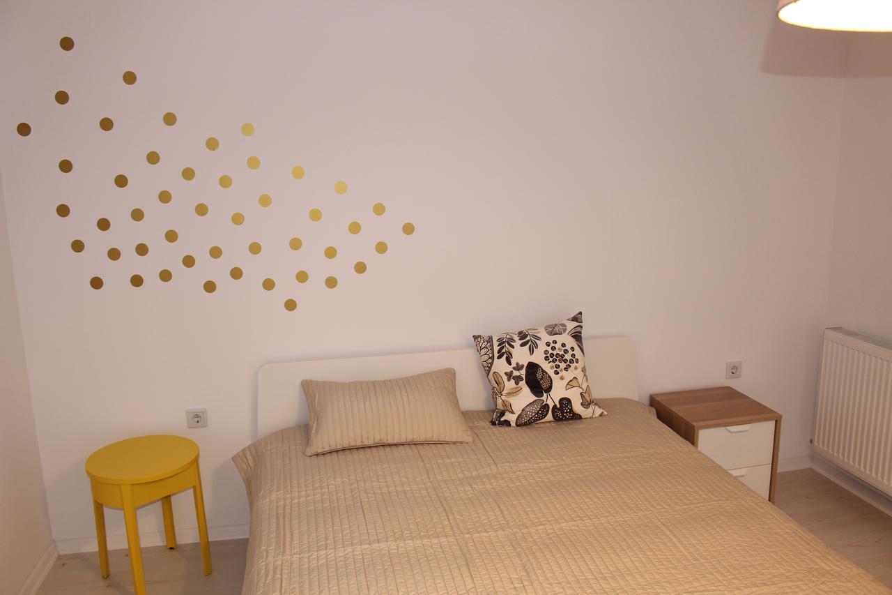 Airport Residence 2 โอโตเปนี ภายนอก รูปภาพ