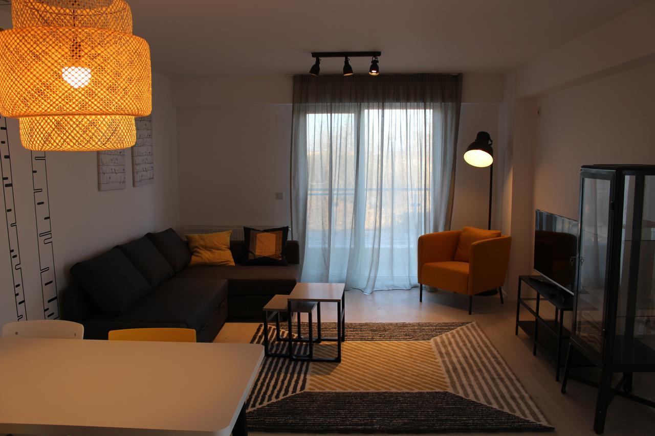 Airport Residence 2 โอโตเปนี ภายนอก รูปภาพ